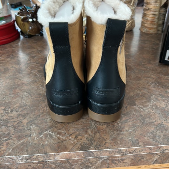 SOREL Women’s TIVOLI IV Boots - Picture 5 of 13